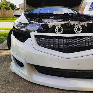 Решетка радиатора "Sport" (СЕТКА В КОМПЛЕКТЕ) var №4 Honda Accord 8 (VIII) / Acura TSX(CU/CW)  (2008-2010) + УСТАНОВОЧНЫЙ КОМПЛЕКТ