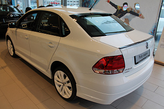 Юбка заднего бампера Volkswagen Polo Sedan (2010-2015)