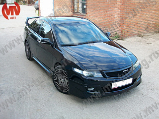 Решетка радиатора(сетка в комплекте) "Mugen Style" Нonda Accord 7(VII) (2006-2008) + УСТАНОВОЧНЫЙ КОМПЛЕКТ