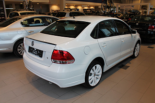 Юбка заднего бампера Volkswagen Polo Sedan (2010-2015)