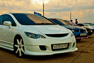 Реснички на фары фигурные var№2 Honda Civic 4D 2006-2012 + УСТАНОВОЧНЫЙ КОМПЛЕКТ