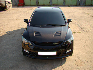 Решетка радиатора(СЕТКА В КОМПЛЕКТЕ) "Mugen Style" Honda Civic 4D (2006-2009) + УСТАНОВОЧНЫЙ КОМПЛЕКТ