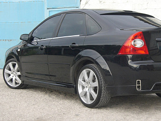 Пороги ICС (седан, хетчбек 3-5D) Ford Focus 2 (2004-2011) + УСТАНОВОЧНЫЙ КОМПЛЕКТ