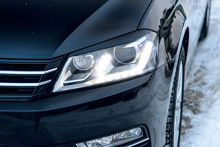 Реснички на фары VW Passat B7 (2010-2015) + УСТАНОВОЧНЫЙ КОМПЛЕКТ