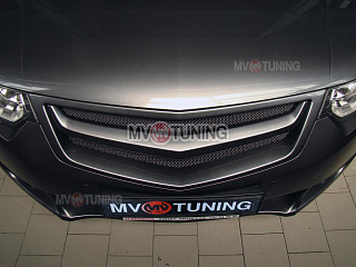 Решетка радиатора "Sport" (СЕТКА В КОМПЛЕКТЕ) var №3 Honda Accord 8 (VIII) / Acura TSX (CU/CW) (2008-2010) + УСТАНОВОЧНЫЙ КОМПЛЕКТ