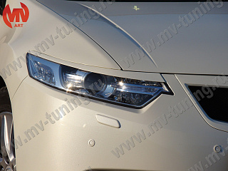 Крашеный комплект. Реснички на фары Honda Accord 8 (VIII) (2008-2013) Цвет Белый NH-624P + УСТАНОВОЧНЫЙ КОМПЛЕКТ
